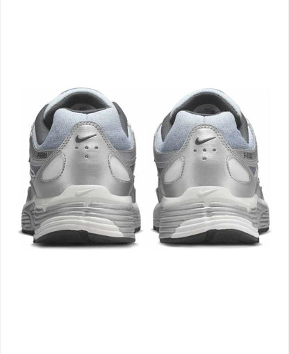 Nike P-6000 - Metalic Silver/Wolf Grey
